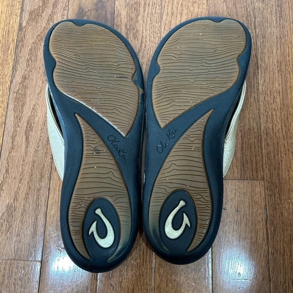Olukai Ohana Thong Sandals Flip Flops Women’s Size 10 Tan - Picture 10 of 10